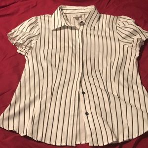 Cute puff sleeve blouse New, not wore